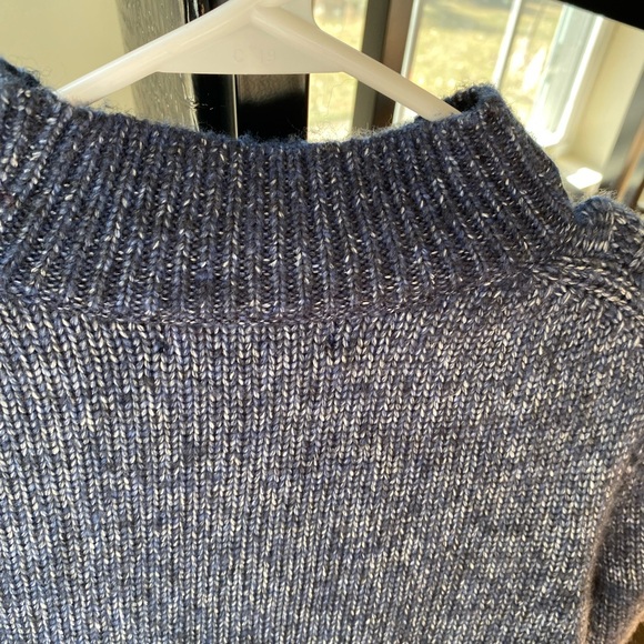 NWOT Banana Republic Women’s Cozy Cable Mock Neck Sweater - Picture 8 of 14